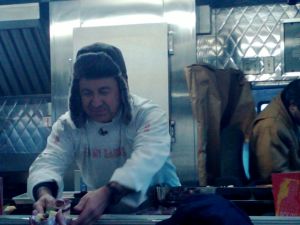 street food: serving